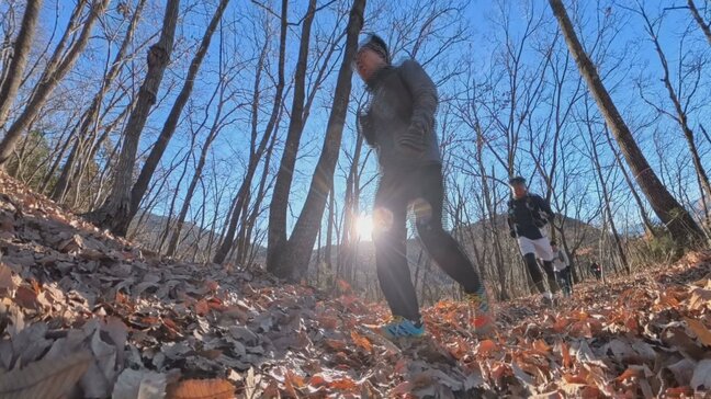 1200年以上の歴史がある古道を走る初詣トレイルランニングレース　御嶽古道　山梨|TBS NEWS DIG