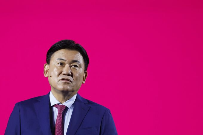 楽天Ｇ、モバイル改善で信用力回復後押し－連結赤字幅は拡大も