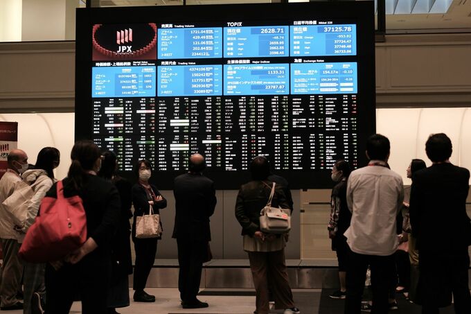 個人の日本株売越額が８カ月ぶり高水準に、米大統領選や国内政治不安