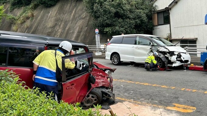 長崎市で車同士の衝突事故 付近の道路で最大2キロの渋滞|TBS NEWS DIG