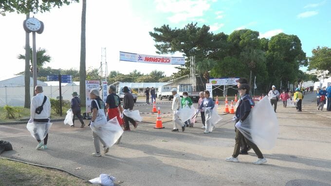 NAHAマラソン翌朝も清々しく  ボランティアが清掃に汗流す　|　沖縄のニュース｜RBC 琉球放送