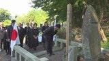 【戦後80年】1127人が犠牲の甲府空襲 無縁仏を供養 慰霊碑に花をたむける|TBS NEWS DIG
