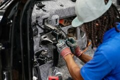 米製造業生産、今年初の低下－コスト上昇響き予想外に落ち込む| TBS CROSS DIG with Bloomberg