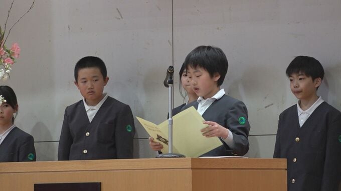 能登半島地震で校舎の取り壊しも 石川・輪島市の小中学校が大幅再編で仮設の6小学校が閉校式 最後は6つの校歌を歌ってお別れ|TBS NEWS DIG