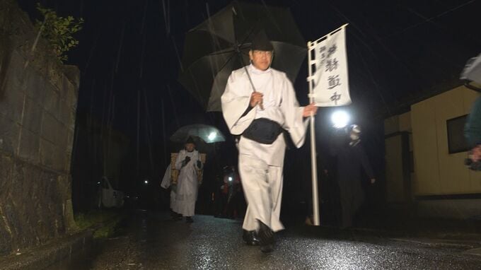 約40キロを3日間かけて歩く「鵜様道中」 来年の吉凶を占う鵜祭に向け始まる 石川　|　石川県のニュース｜MRO北陸放送