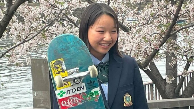 東京五輪スケボー金メダリストの15歳・西矢椛が大阪学芸高に入学　新しい挑戦は“英会話”「もう少し喋れるように」|TBS NEWS DIG