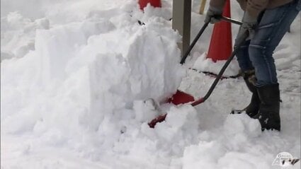 最強級“居座り寒波”で青森に雪・雪・雪… 弘前の積雪は132cmでこの冬一