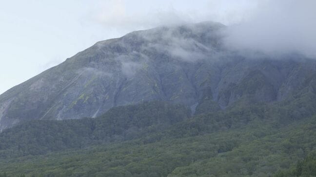 【速報】剣ヶ峰付近から女性が10メートルほど滑落か…意識あり 1週間前には登山の男性が死亡 鳥取県・国立公園大山|TBS NEWS DIG