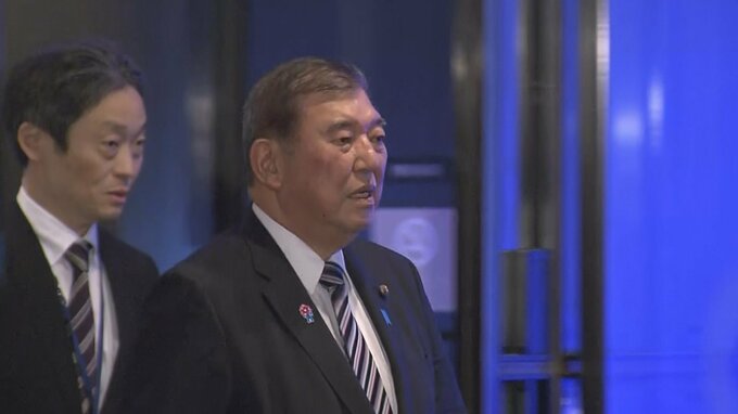 「少数与党でご苦労かけております」石破総理が自民国対委員らと会食　年度内の予算成立の認識を確認