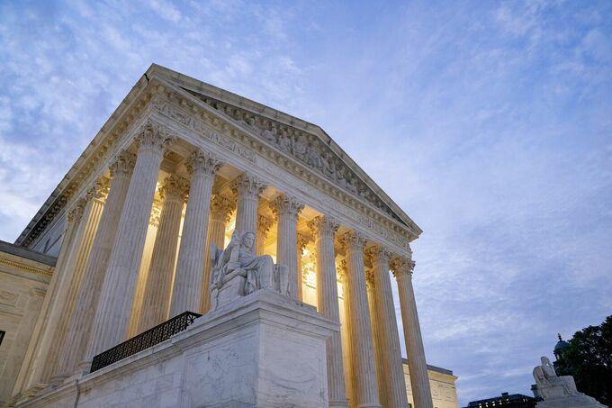 米最高裁に介入を要請、トランプ関税の無効化求める－米２社申し立て