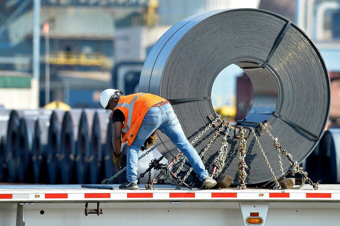 カナダ、米国製品に報復関税を発動－対トランプ貿易戦争拡大の恐れ