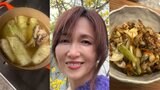 【 工藤静香 】 「鼻歌で歌っていたつもりが、なぜかサビからオクターブ上げて歌ってしまい」 手料理作成動画に反響 「鼻歌歌いながら 2種類のおかず作るなんて素敵」|TBS NEWS DIG