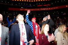 米国債、トランプ氏復帰後の初日取引は無難に通過－金利は今年最低に| TBS CROSS DIG with Bloomberg