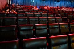 インド最大シネコン、地方都市で映画館チェーン計画－料金300円未満| TBS CROSS DIG with Bloomberg