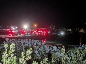 【速報】仙台港で「車が海に落ちた」と目撃した男性から警察に通報　消防が救助活動行う|TBS NEWS DIG