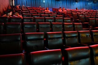 インド最大シネコン、地方都市で映画館チェーン計画－料金300円未満| TBS CROSS DIG with Bloomberg