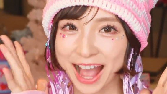 【篠田麻里子】”しのこです” 娘の好きな「しなこちゃん」コーデで「TikTok始めました」クリスマスへ準備ＯＫ|TBS NEWS DIG