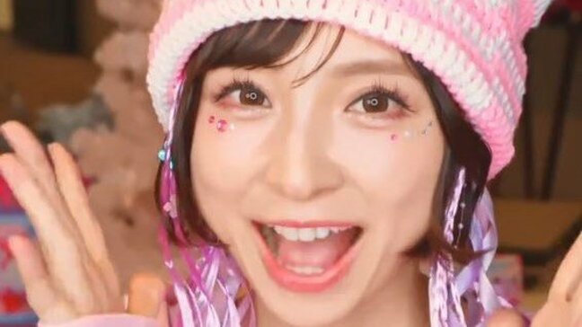 【篠田麻里子】”しのこです” 娘の好きな「しなこちゃん」コーデで「TikTok始めました」クリスマスへ準備ＯＫ|TBS NEWS DIG