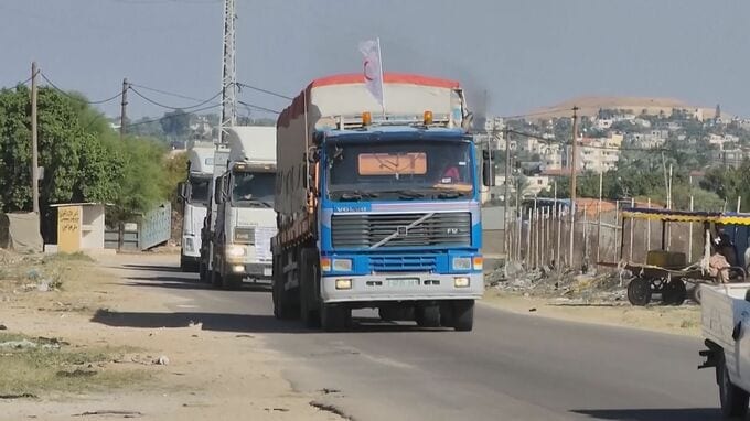 ガザ地区に最初の人道支援物資が到着　非常食など60トン　国境付近にはさらなる食料も|TBS NEWS DIG