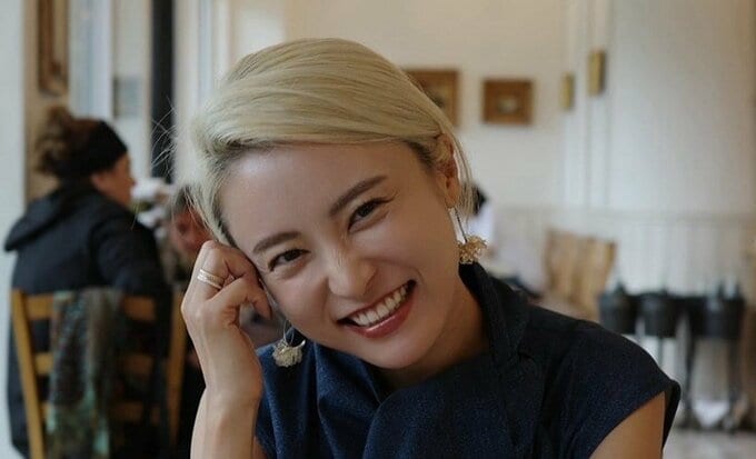 【 小島瑠璃子 】 「気の置けない友人と久しぶりにランチ」 オフショットにファン反響 「最高の笑顔❤」|TBS NEWS DIG