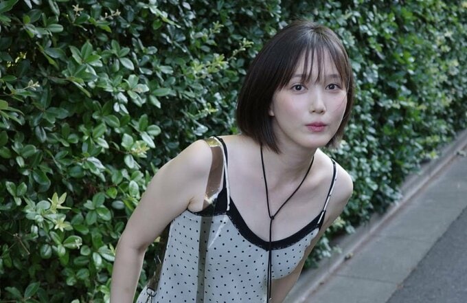 【 本田翼 】　私服ショット公開　ワンピース姿でポーズ　「ブーツはＬサイズ。とても履きやすいです」|TBS NEWS DIG