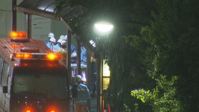 「新幹線が止まって帰れず」修学旅行に来ていた愛知の中学生23名が東京駅で体調不良|TBS NEWS DIG