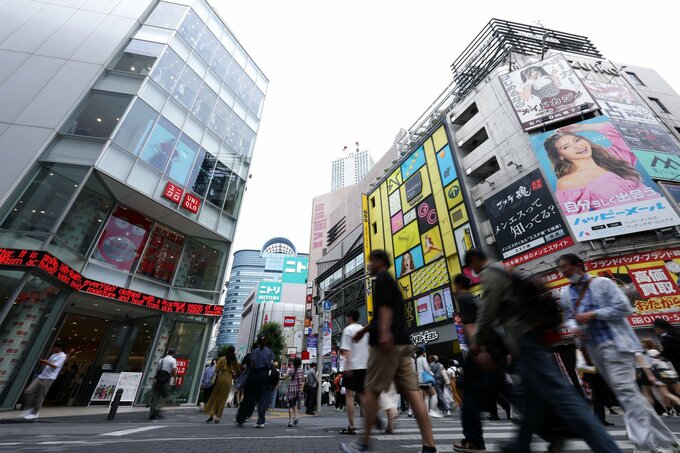 東京消費者物価は8カ月ぶりに伸び拡大、日銀年内利上げ観測の支えに