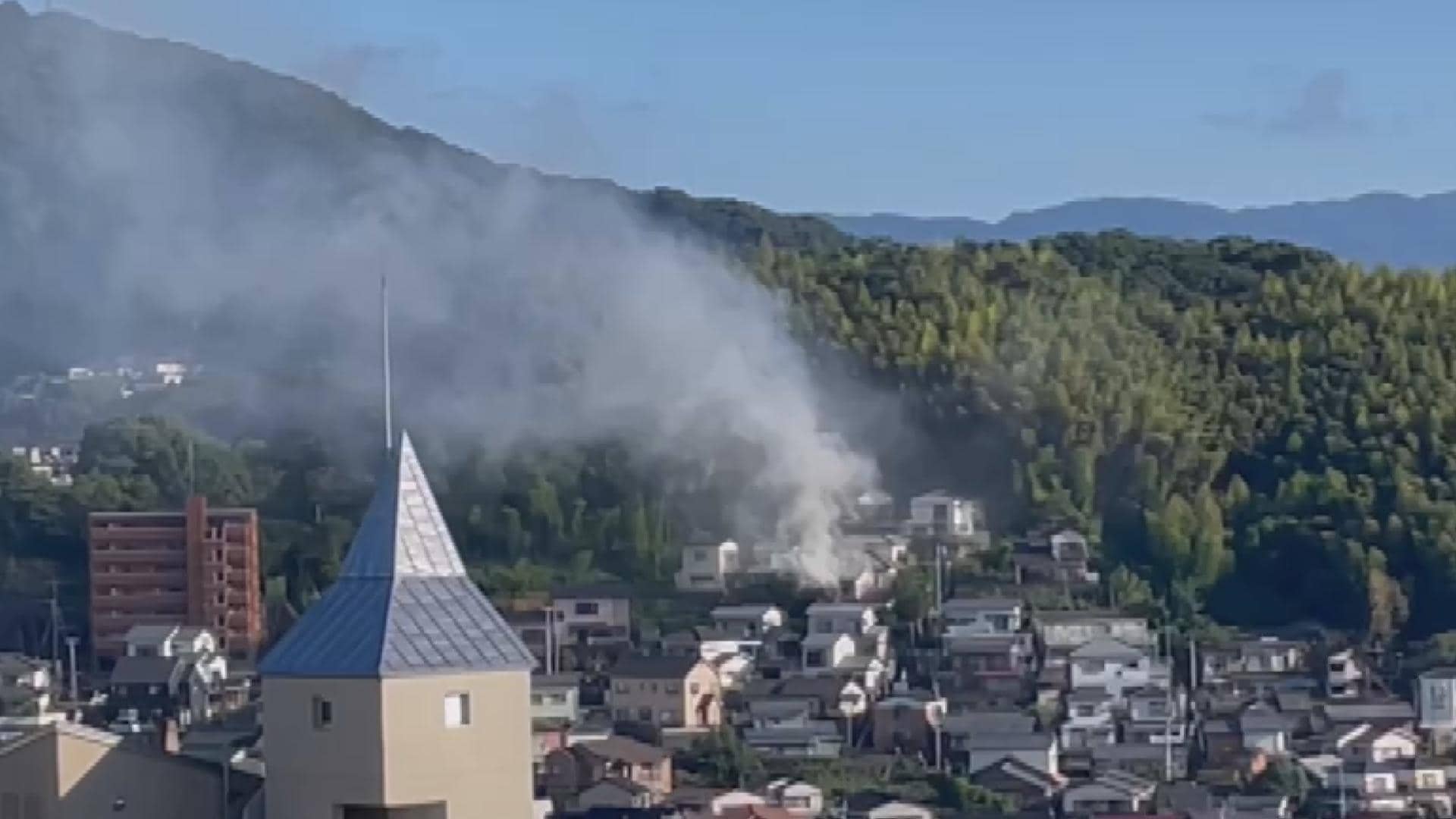 長崎市で空き家火災が数時間おきに発生 50m距離、1軒は全焼 放火の可能