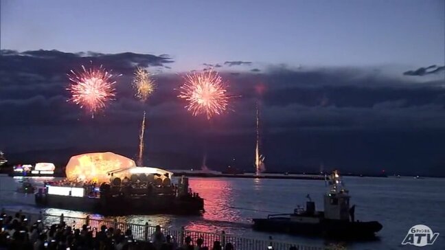 ねぶた×花火 青森ねぶた祭の最終日7日 ねぶたの海上運行と約1万2000発の花火の共演でフィナーレ飾る|TBS NEWS DIG