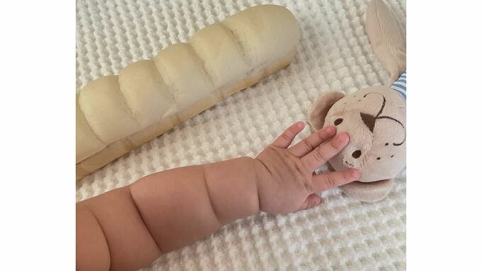 赤ちゃんの腕、ムチムチ「ちぎりパン」が…体型維持のヒントに？　医師が注目する理由|TBS NEWS DIG