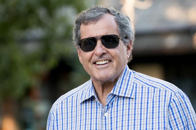 アップル、メディア界大物チャーニン氏と映画配給契約－映画事業強化