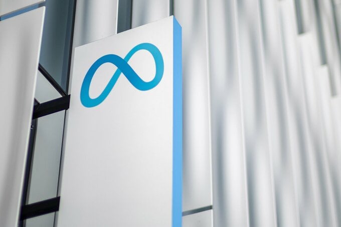 メタ、売上高見通しが市場予想上回る－AI投資を下支え