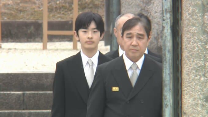 悠仁さま　京都で明治天皇陵や孝明天皇陵など参拝　「成年式」の終了を報告　|TBS NEWS DIG