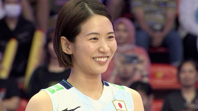 銀メダルの日本は古賀紗理那がベストアウトサイドヒッター賞、小島満菜美がベストリベロ賞獲得　MVPはエゴヌ【ネーションズリーグ】|TBS NEWS DIG