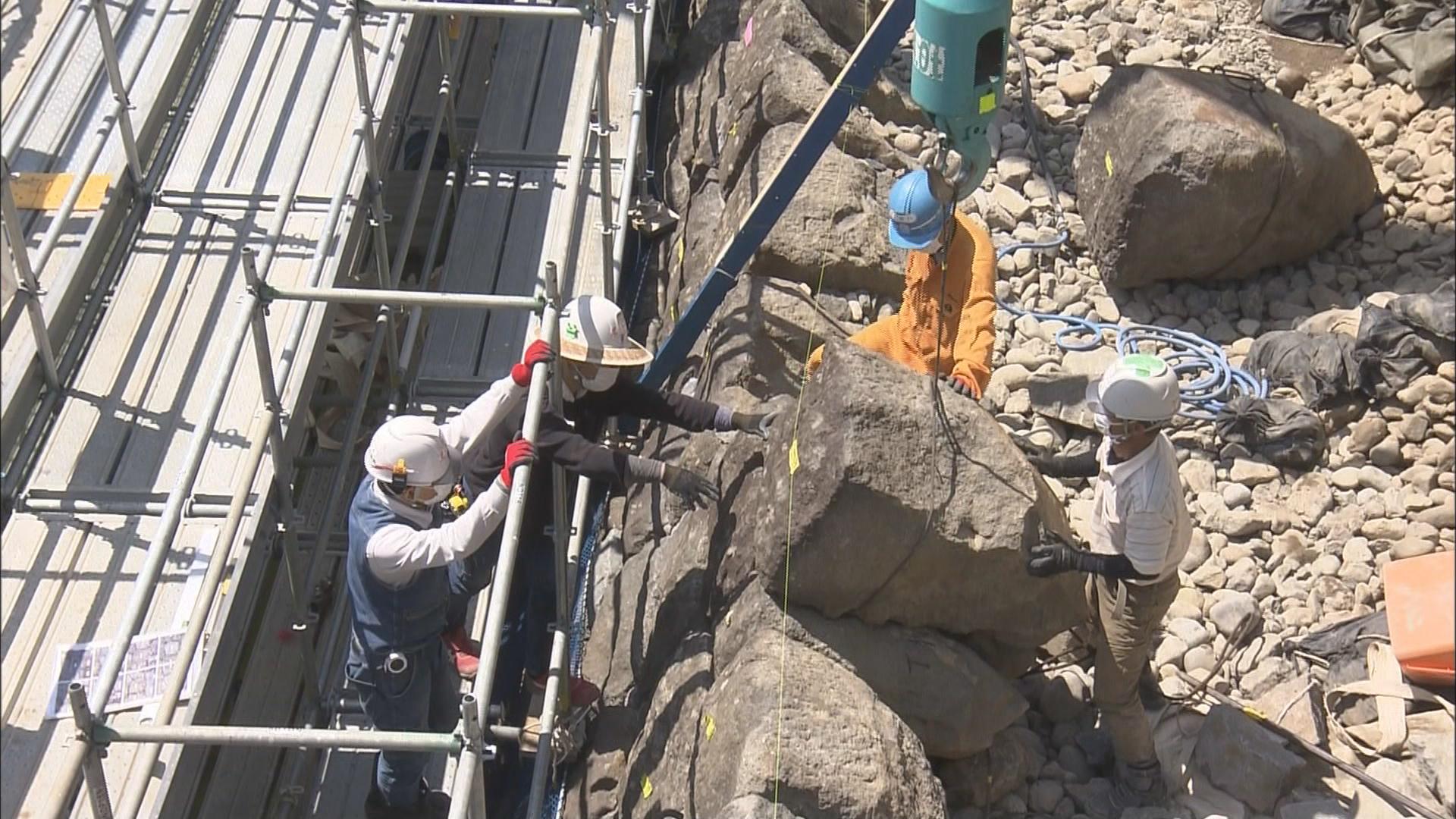 築城当時の形状に戻った」弘前城の石垣に最後の石が…「世紀の大改修