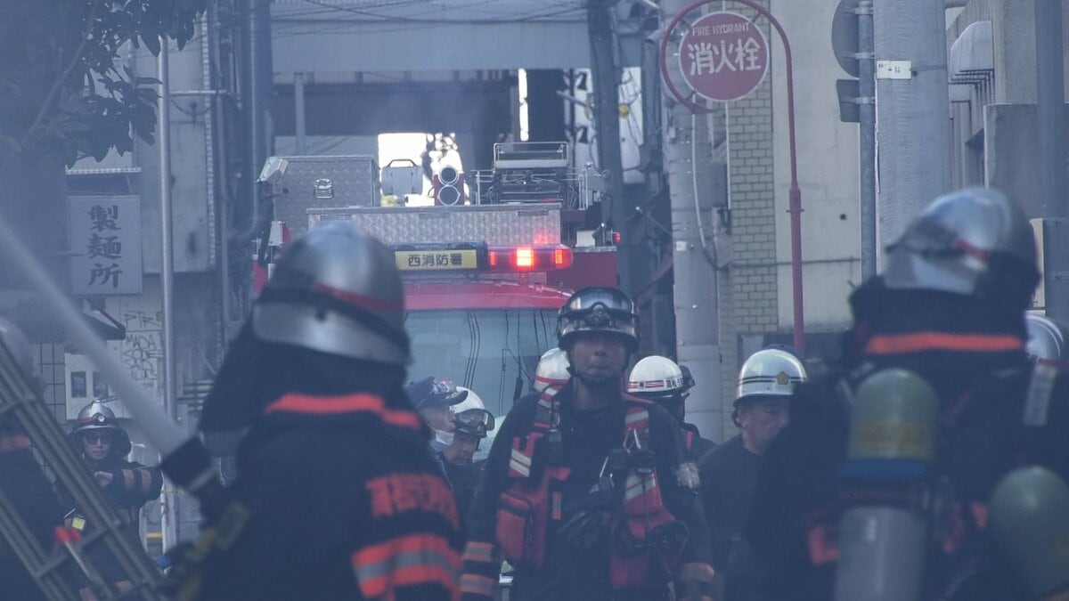 高松市瓦町の繁華街で火事 飲食店など全焼、1人搬送