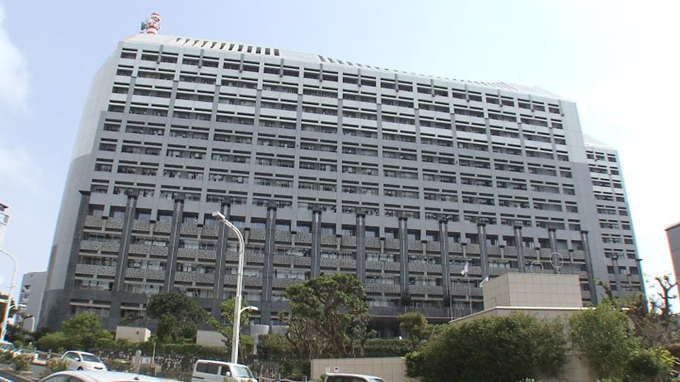 暮らし「苦しい」回答が過半数　物価高が圧迫　高2生徒がいる世帯対象の「沖縄こども調査」