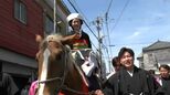 和装花嫁がシャンシャン馬で練り歩く 鹿児島県下三大祭り「お釈迦まつり」 志布志市|TBS NEWS DIG