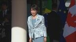高市総理 “初G7”終え「成果と課題」は―　総理提案が共同声明に…トランプ大統領とも懇談　一方で“自衛隊派遣”など法律の制約で支援に課題|TBS NEWS DIG