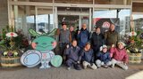 新年を前に 今度は縁起物の門松登場 宇宙ステーションへの扉ラッピングで話題 大分・国東市 | 大分のニュース|OBS NEWS|大分放送
