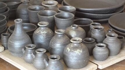 珠州焼　石川県珠洲市 珠洲焼（すずやき）とは】作品集 茶器 花器 石川県 美しく黒いやきもの