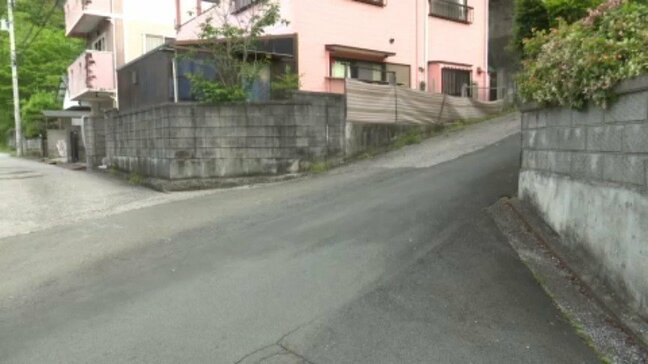「車の下敷きになっている」妻の運転する軽乗用車にはねられ 70代男性死亡【愛媛・宇和島】|TBS NEWS DIG