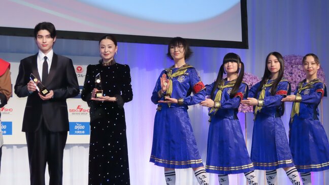 【 第54回ベストドレッサー賞 】 檀れい、本田響矢、新しい学校のリーダーズらが受賞|TBS NEWS DIG