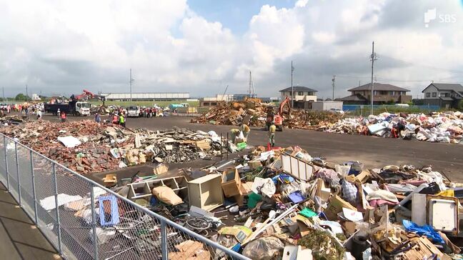 「植える先がない」竜巻被害の農家らが小泉農水相に支援を直接要望 災害ごみ問題も深刻化=静岡県|TBS NEWS DIG