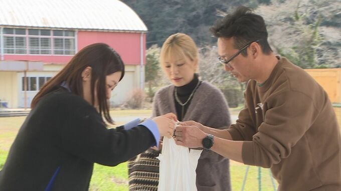 廃校でクルマエビ養殖　赤郷小跡地で初の販売会　秋吉台の恵みを受けた甘みとうまみが人気　山口・美祢|TBS NEWS DIG