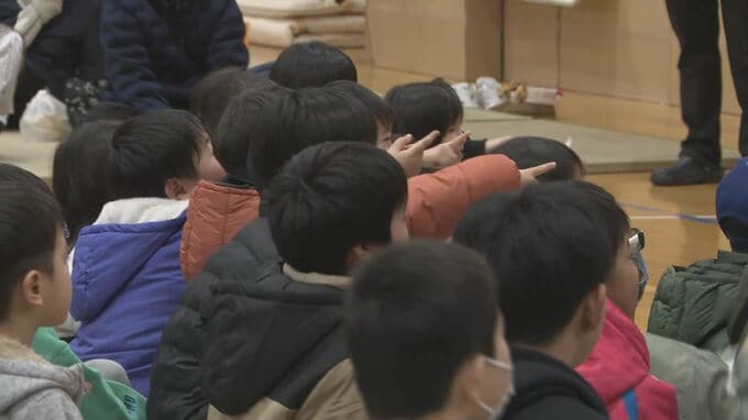 授業再開のめど立たずも…“心のケア”図り小学校で催し 子どもたちに笑顔|TBS NEWS DIG