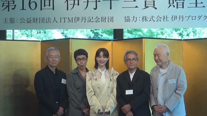 「唯一無二の表現目指す」俳優・アーティスト のんさんが受賞の喜び　|　愛媛のニュース - Nスタえひめ｜あいテレビは6チャンネル