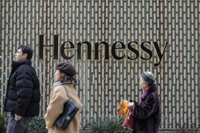 ＬＶＭＨ傘下ヘネシー、中国でのコニャック瓶詰めを中止－労組が反発