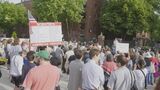 ハーバード大で卒業式を前にトランプ政権への抗議デモ 政権の圧力強まる|TBS NEWS DIG