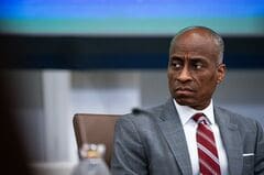 FRB副議長、当局は慎重に対応を－金利は中立水準に近づきつつある| TBS CROSS DIG with Bloomberg